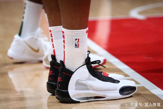 多特爆冷不敌倒数第二 沙欣若下课继任者是滕哈赫