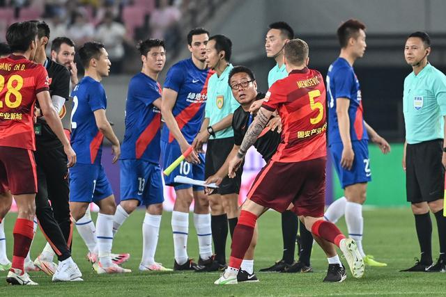 布伦森40分尼克斯险胜步行者9连胜 骑士擒灰熊